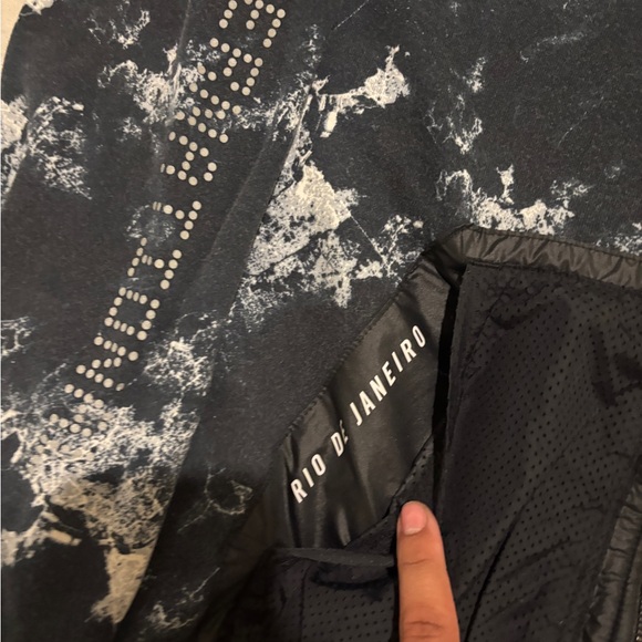 Nike Hoodie Medium International Rio De Janeiro Long Sleeves Gym Workout Casual - Picture 2 of 9